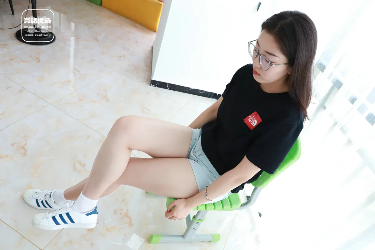 誉铭传媒袜足摄影 2024 微信会员群3 - 誉铭传媒